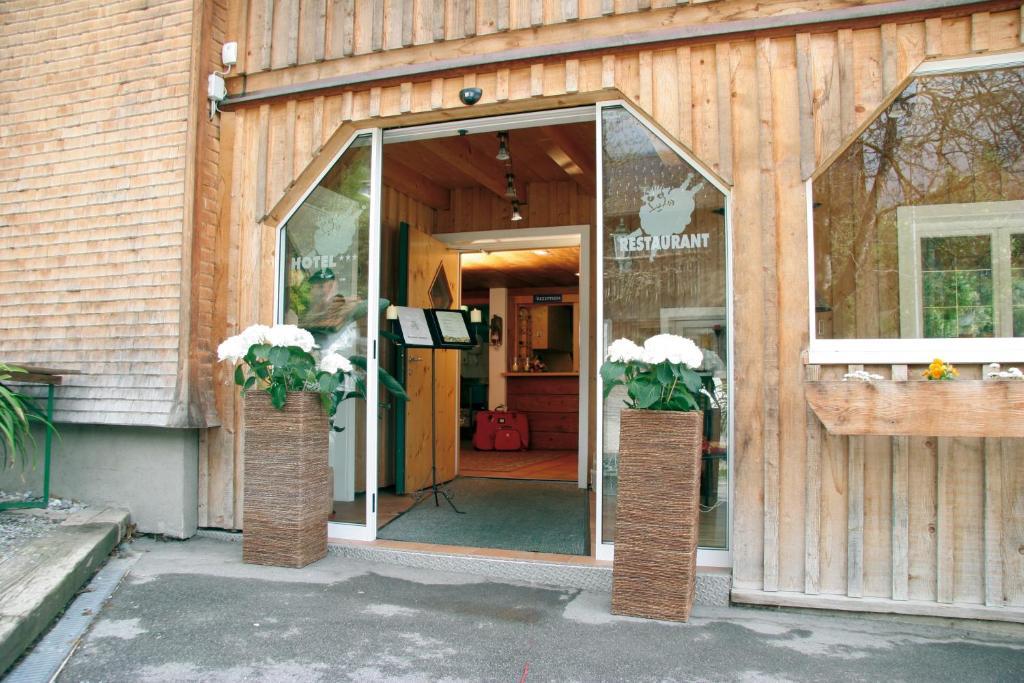 Hotel Gasthaus Schaefle Bürserberg Eksteriør billede