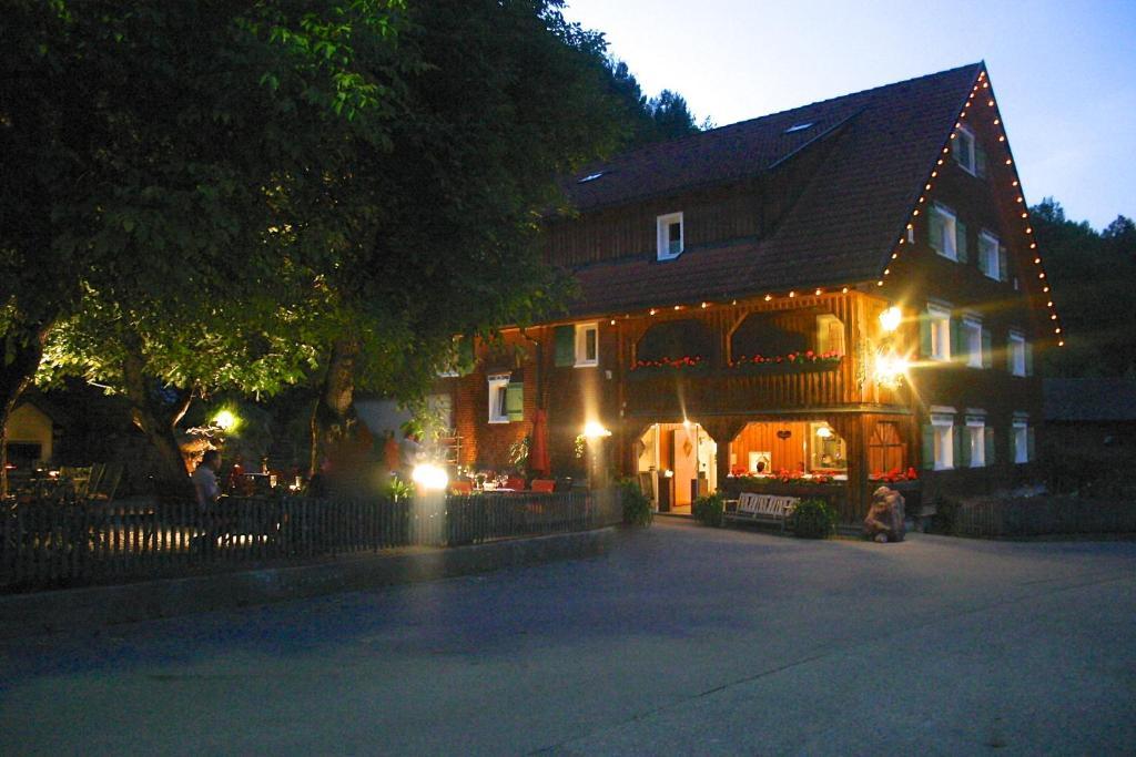 Hotel Gasthaus Schaefle Bürserberg Eksteriør billede