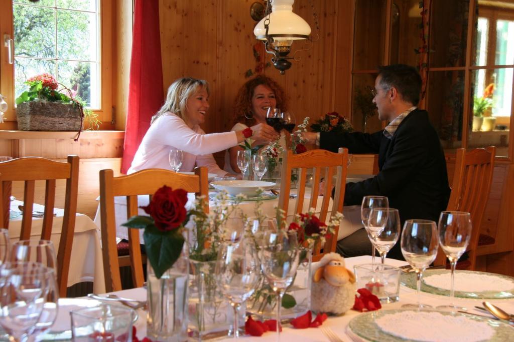 Hotel Gasthaus Schaefle Bürserberg Eksteriør billede